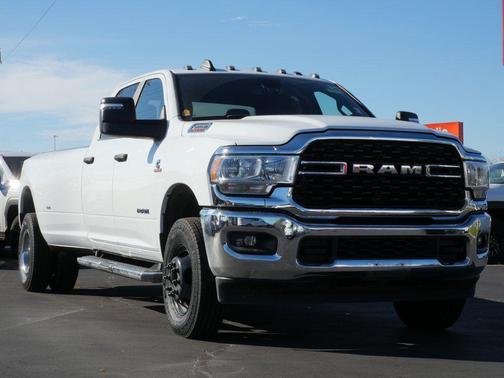 2024 RAM 3500 Big Horn Crew Cab 4x4 8' Box