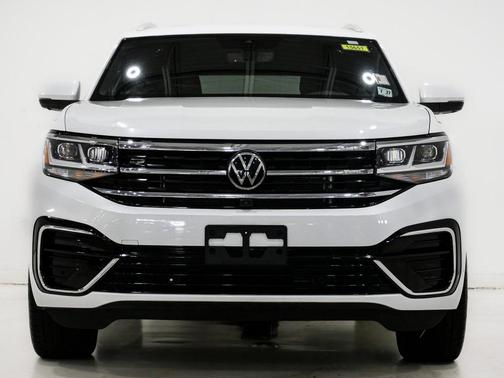 2022 Volkswagen Atlas Cross Sport 3.6L V6 SEL Premium R-Line