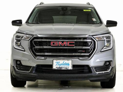 2023 GMC Terrain AWD AT4