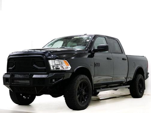 2018 RAM 2500 SLT Crew Cab 4x4 6'4' Box