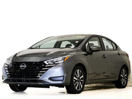 Gun Metallic 2025 Nissan Versa 1.6 SV