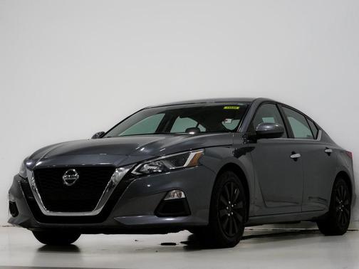 2020 Nissan Altima S FWD