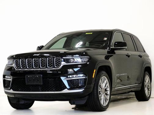 2022 Jeep Grand Cherokee Summit