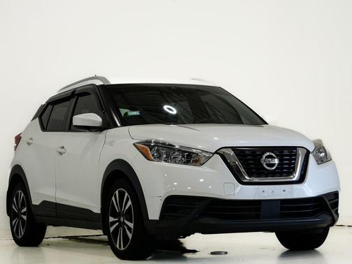 2020 Nissan Kicks SV