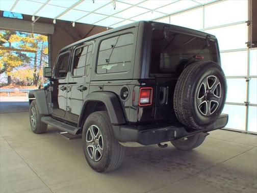 2022 Jeep Wrangler Unlimited Sport