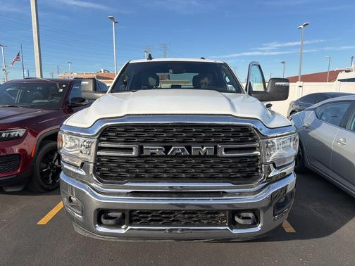 2024 RAM 2500 Big Horn Crew Cab 4x4 6'4' Box