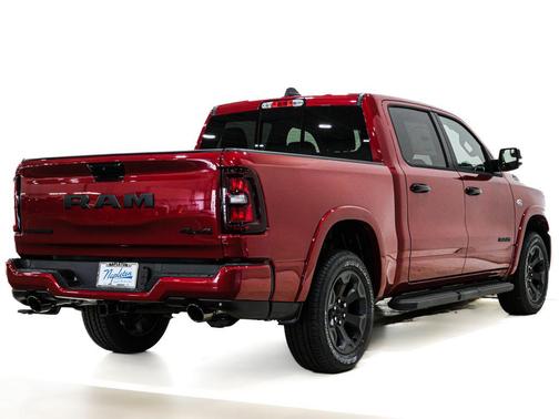 Molten Red Pearlcoat 2026 RAM 1500 Big Horn/Lone Star