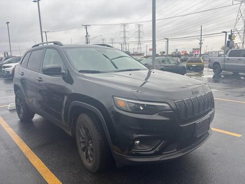 2023 Jeep Cherokee Altitude