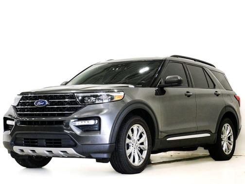 Magnetic Metallic 2020 Ford Explorer XLT