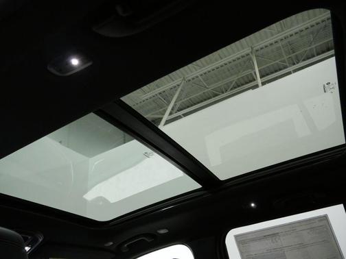 Bright White Clearcoat 2026 Jeep Grand Cherokee Limited