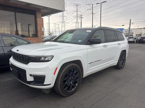 2023 Jeep Grand Cherokee L Summit Reserve