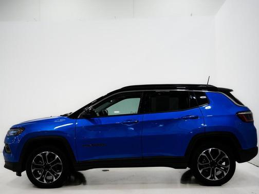 Laser Blue Pearlcoat 2022 Jeep Compass Limited