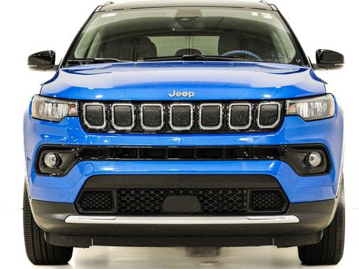 Laser Blue Pearlcoat 2022 Jeep Compass Limited