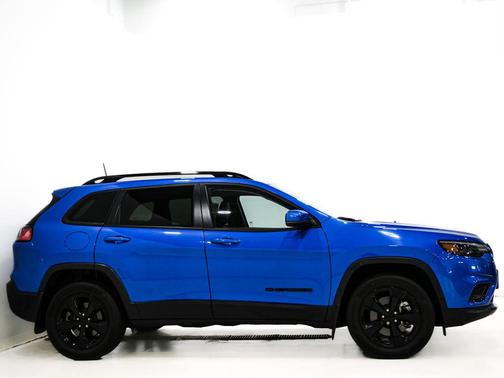 Hydro Blue Pearlcoat 2021 Jeep Cherokee Altitude
