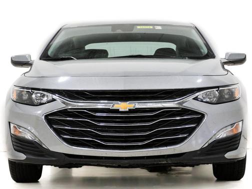 Sterling Gray Metallic 2023 Chevrolet Malibu FWD 1LT