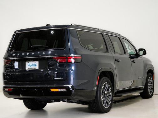 2024 Jeep Wagoneer L Series II 4x4