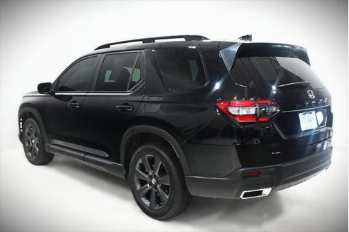 2023 Honda Pilot AWD Sport