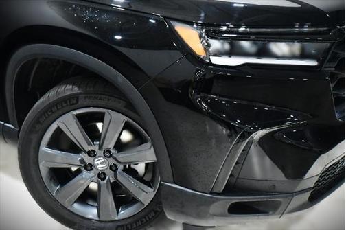 2023 Honda Pilot AWD Sport
