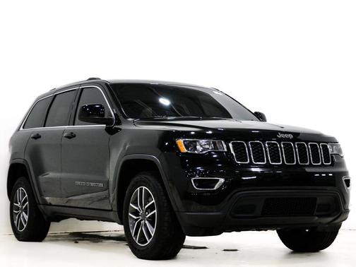 2020 Jeep Grand Cherokee Laredo