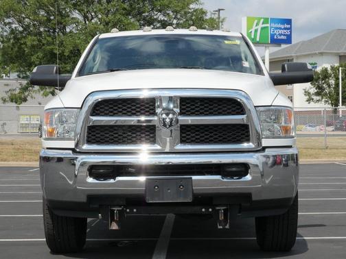 2018 RAM 3500 Tradesman Crew Cab 4x4 6'4' Box