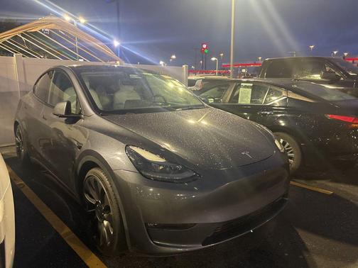 2023 Tesla Model Y Performance Dual Motor All-Wheel Drive