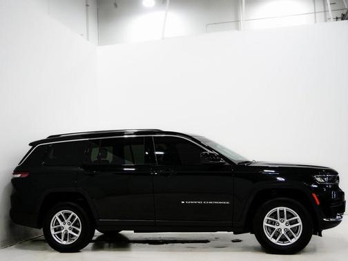 2022 Jeep Grand Cherokee L Laredo