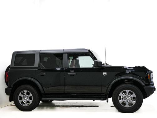 Shadow Black 2025 Ford Bronco Big Bend