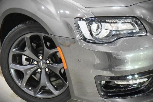 2023 Chrysler 300 S