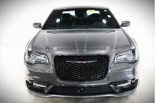 2023 Chrysler 300 S