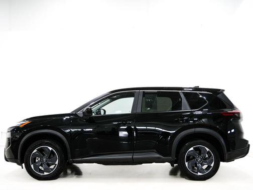 Super Black 2024 Nissan Rogue SV