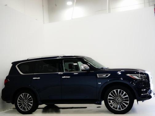 2018 INFINITI QX80 Base