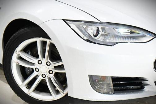 2013 Tesla Model S Base
