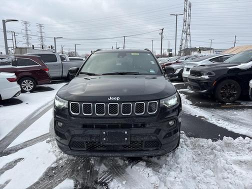 2024 Jeep Compass Latitude