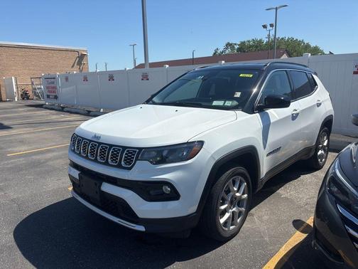 Bright White Clearcoat 2025 Jeep Compass Limited