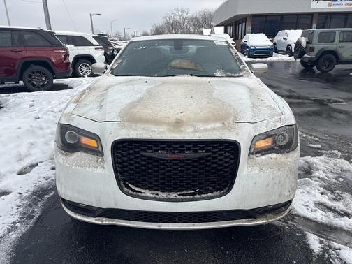 2023 Chrysler 300 S