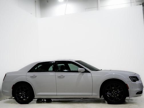 2023 Chrysler 300 S