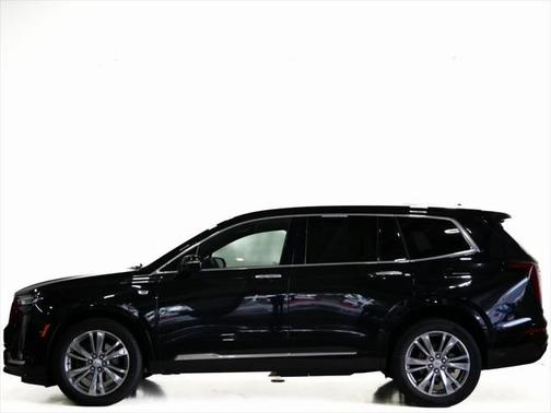 2022 Cadillac XT6 Premium Luxury AWD