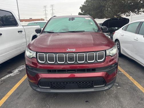 2022 Jeep Compass Latitude Lux