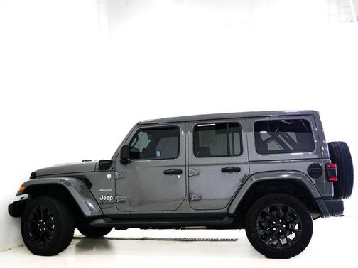 Sting-Gray Clearcoat 2021 Jeep Wrangler Unlimited 4xe Sahara