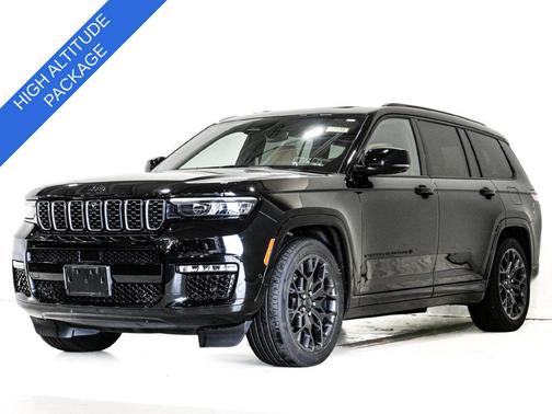 Diamond Black Crystal Pearlcoat 2023 Jeep Grand Cherokee L Summit Reserve
