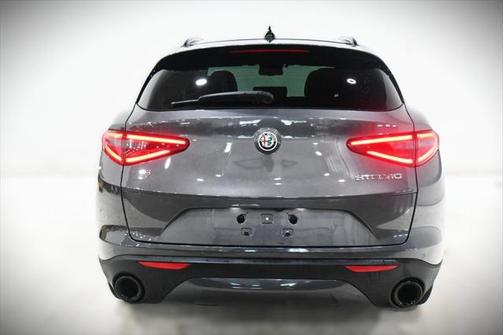 2022 Alfa Romeo Stelvio Sprint