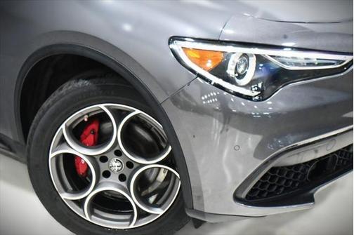 2022 Alfa Romeo Stelvio Sprint