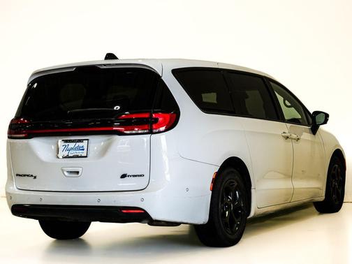 Bright White Clearcoat 2024 Chrysler Pacifica Hybrid S Appearance Pkg