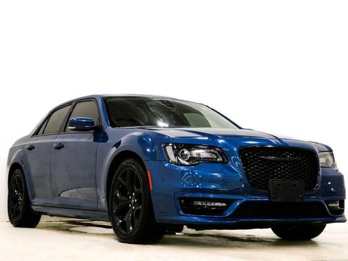 2022 Chrysler 300 Touring