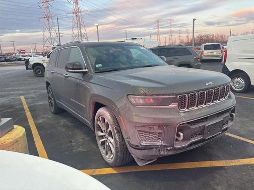 2022 Jeep Grand Cherokee L Overland