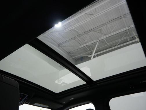 Bright White Clearcoat 2026 RAM 1500 Laramie