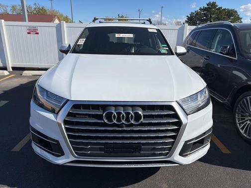 2019 Audi Q7 55 Premium Plus