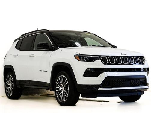 Bright White Clearcoat 2023 Jeep Compass Limited