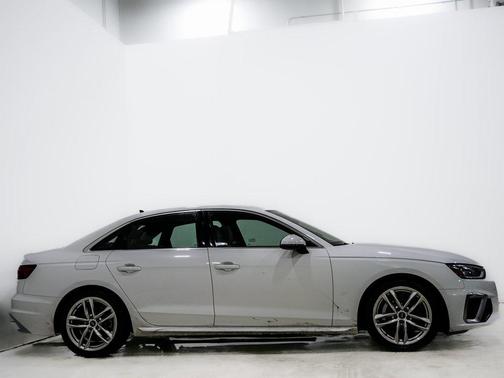 2023 Audi A4 45 S line Premium Plus