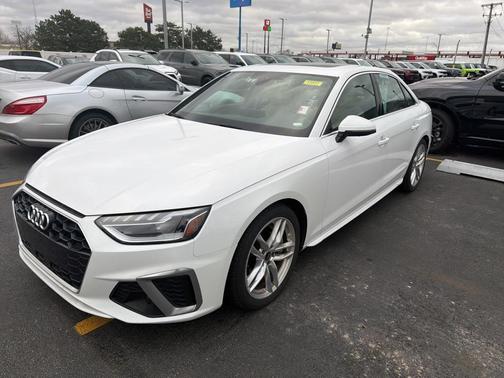 2023 Audi A4 45 S line Premium Plus